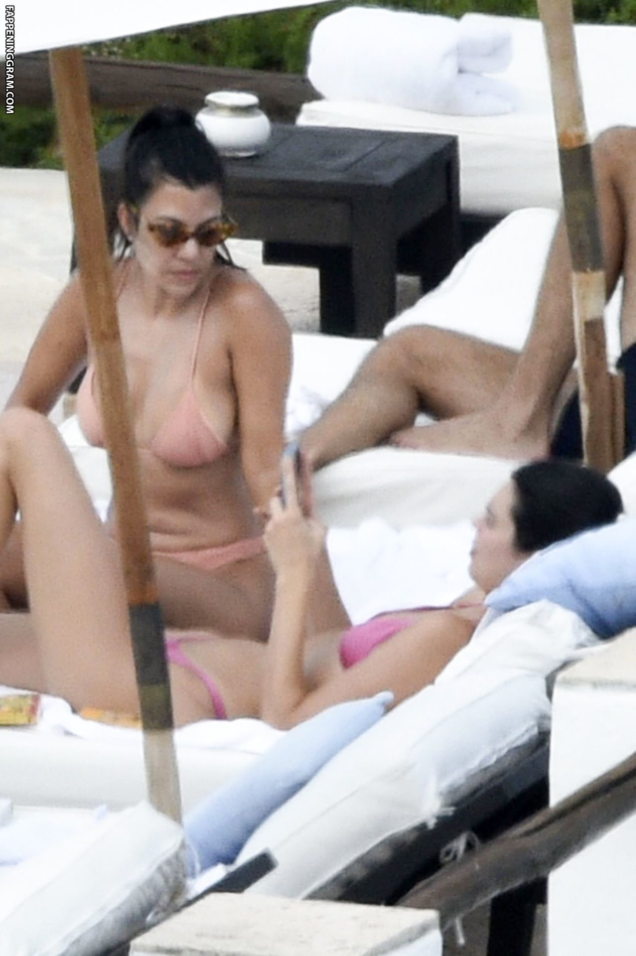 Courtney kardashian getting fucked nude