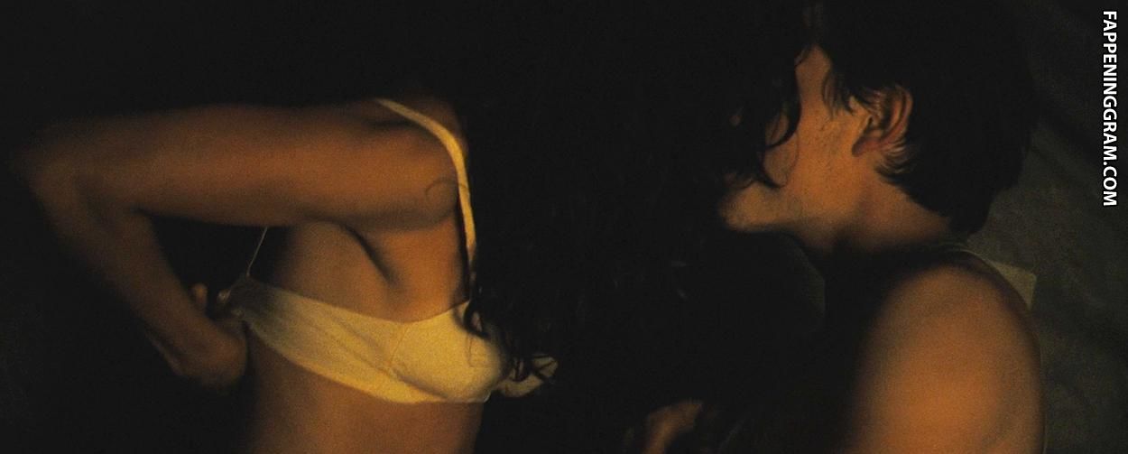 Alice Braga Nude