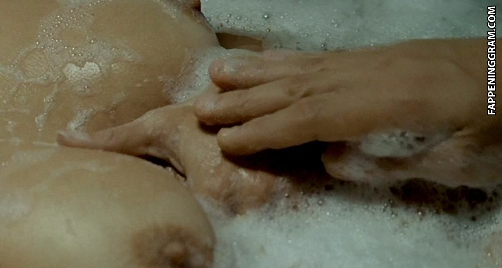 Alice Braga Nude
