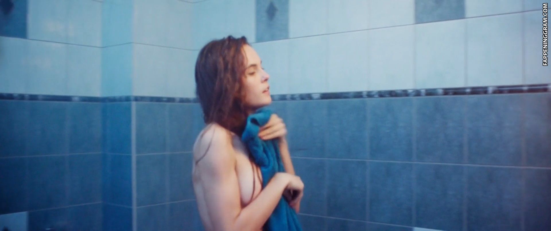 Angelina Strechina Nude