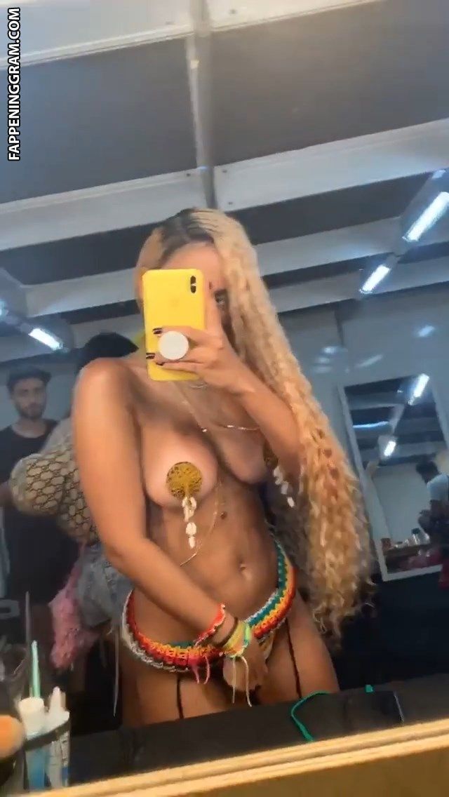 Anitta Nude