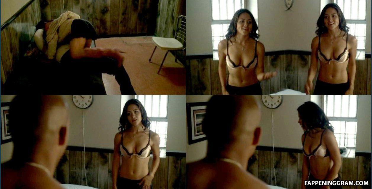 Camille Guaty Nude