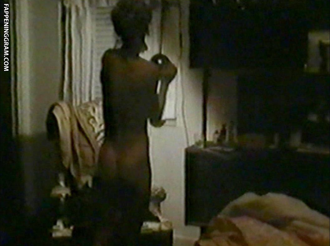 Cloris Leachman Nude.