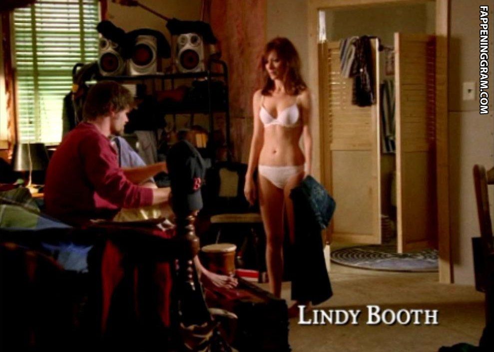 Lindy Booth Nudes.