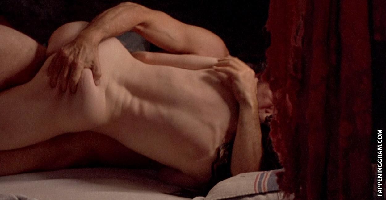 Holly hunter topless