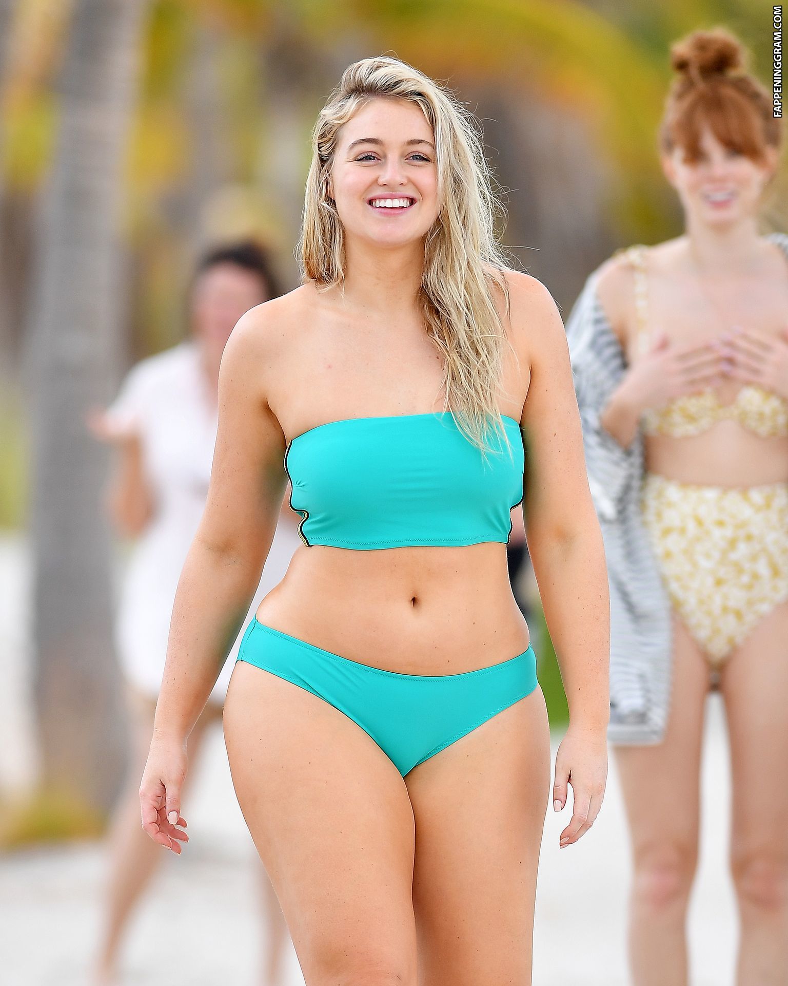 Iskra Lawrence Nude The Fappening Page 41 Fappeninggram 1545