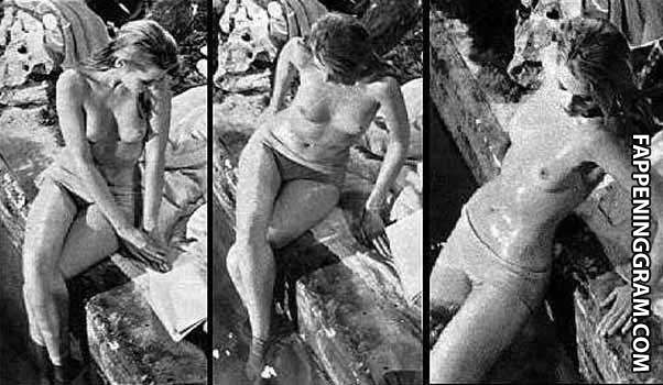 Jane Fonda Nude.