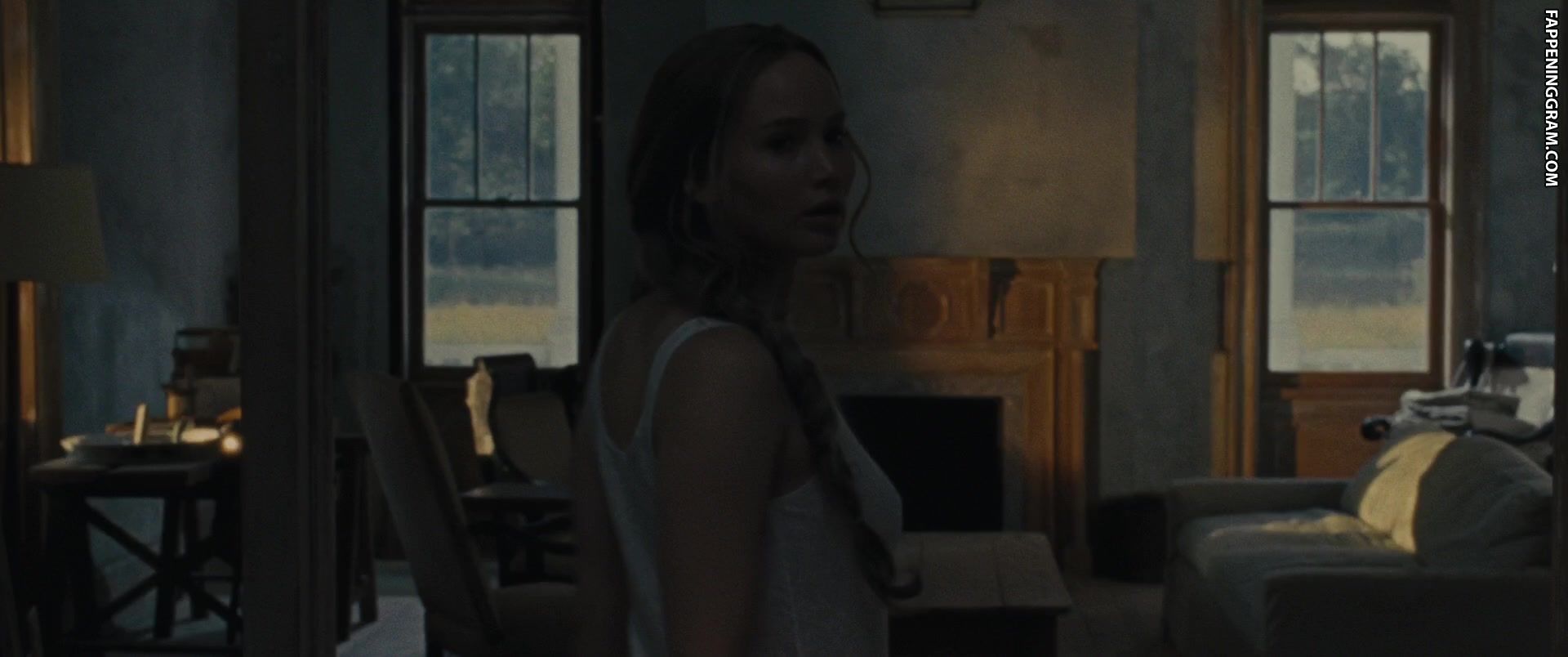 https://cdn.fappeninggram.com/photos/jennifer-lawrence/jennifer-lawrence-nude440.jpg