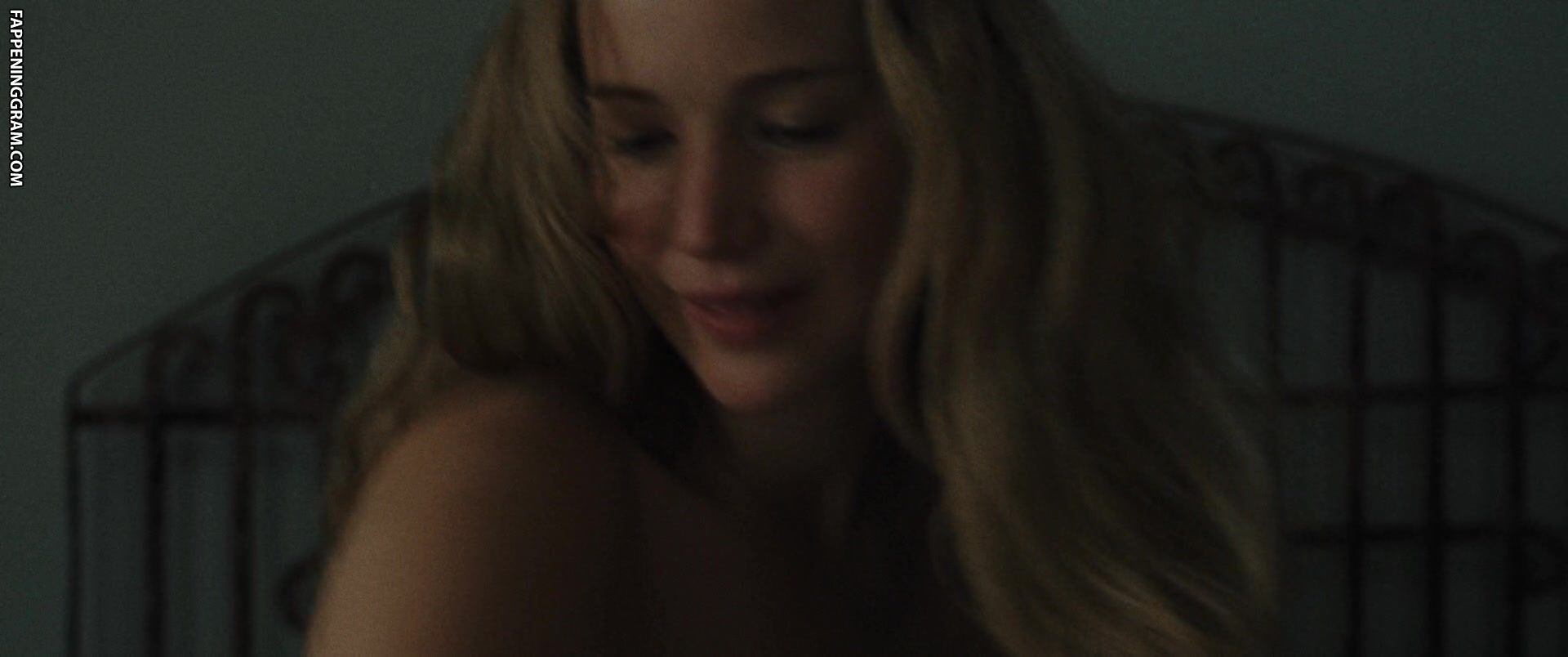 https://cdn.fappeninggram.com/photos/jennifer-lawrence/jennifer-lawrence-nude472.jpg