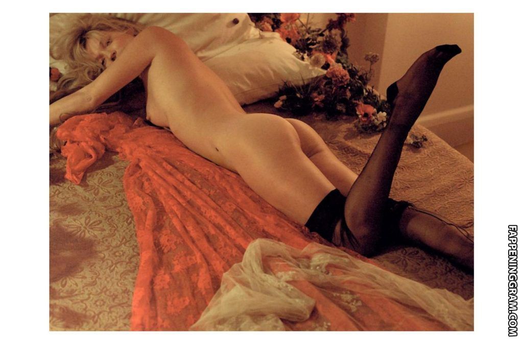 Kate Moss Nude.