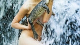 Kim Laura Hnizdo Nude Leaks