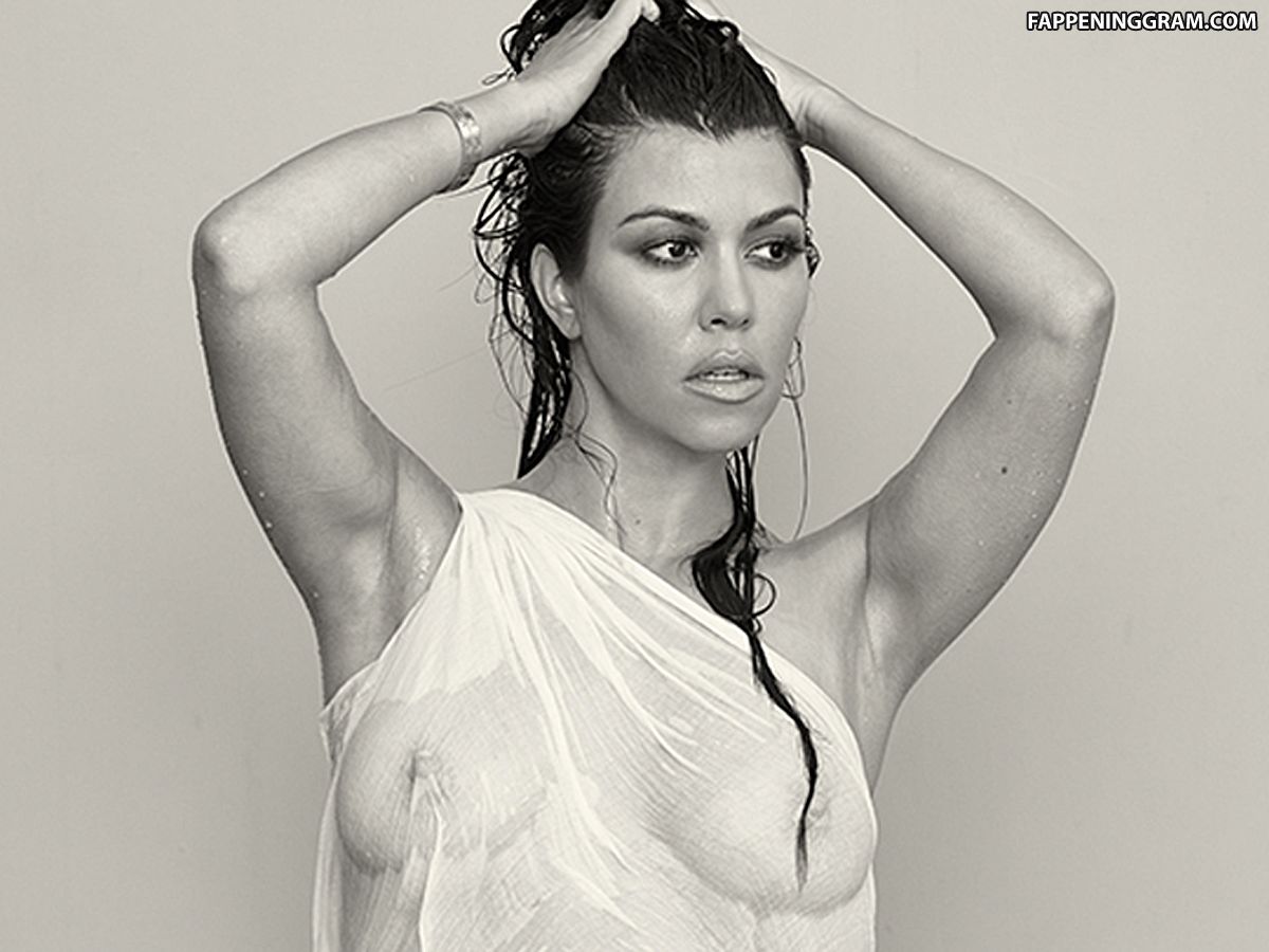 https://cdn.fappeninggram.com/photos/kourtney-kardashian/kourtney-kardashian-nude1151.jpg