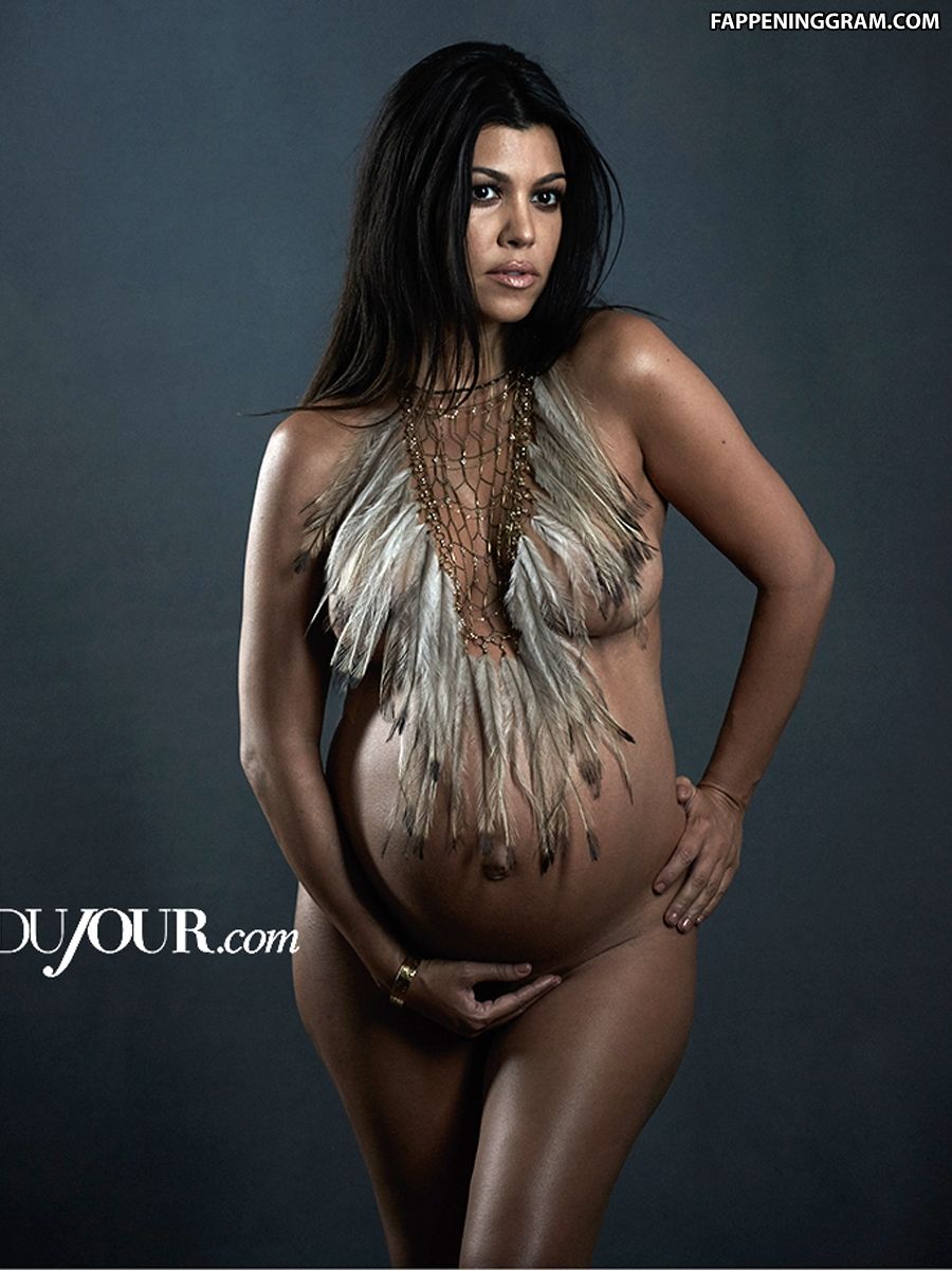 https://cdn.fappeninggram.com/photos/kourtney-kardashian/kourtney-kardashian-nude1152.jpg