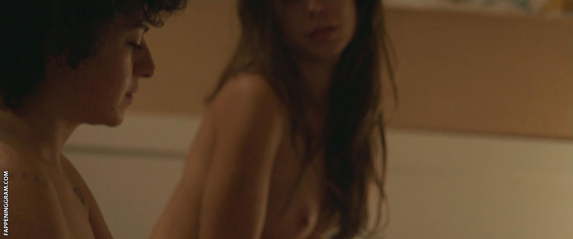 Laia costa naked