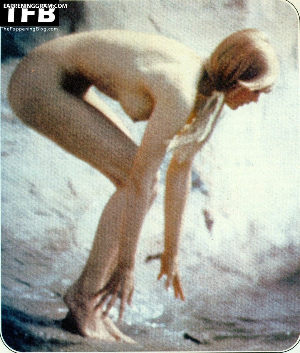 Linda Evans Nude.