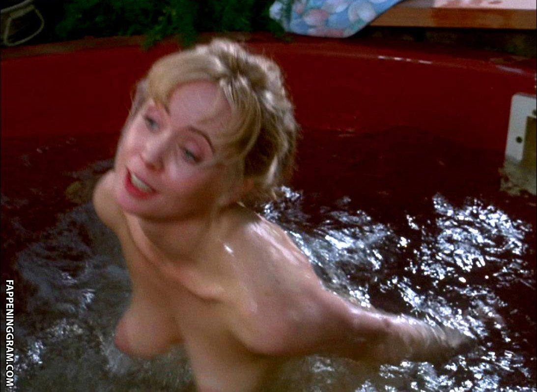 Lysette Anthony Nude.