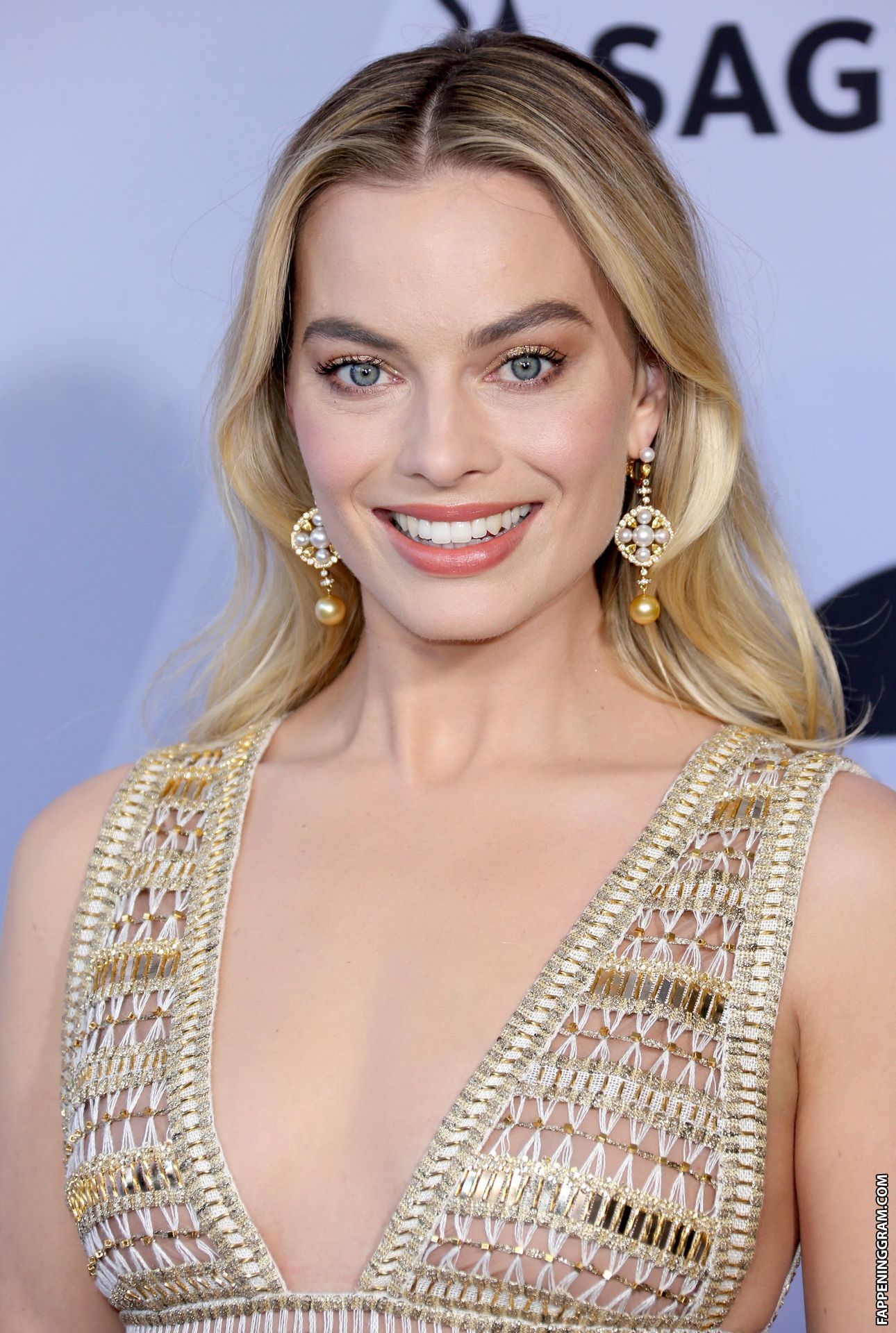 Марго робби размер груди. Марго Робби. Марго Робби Margot Robbie. Марго Робби 2022. Марго Робби блондинка.