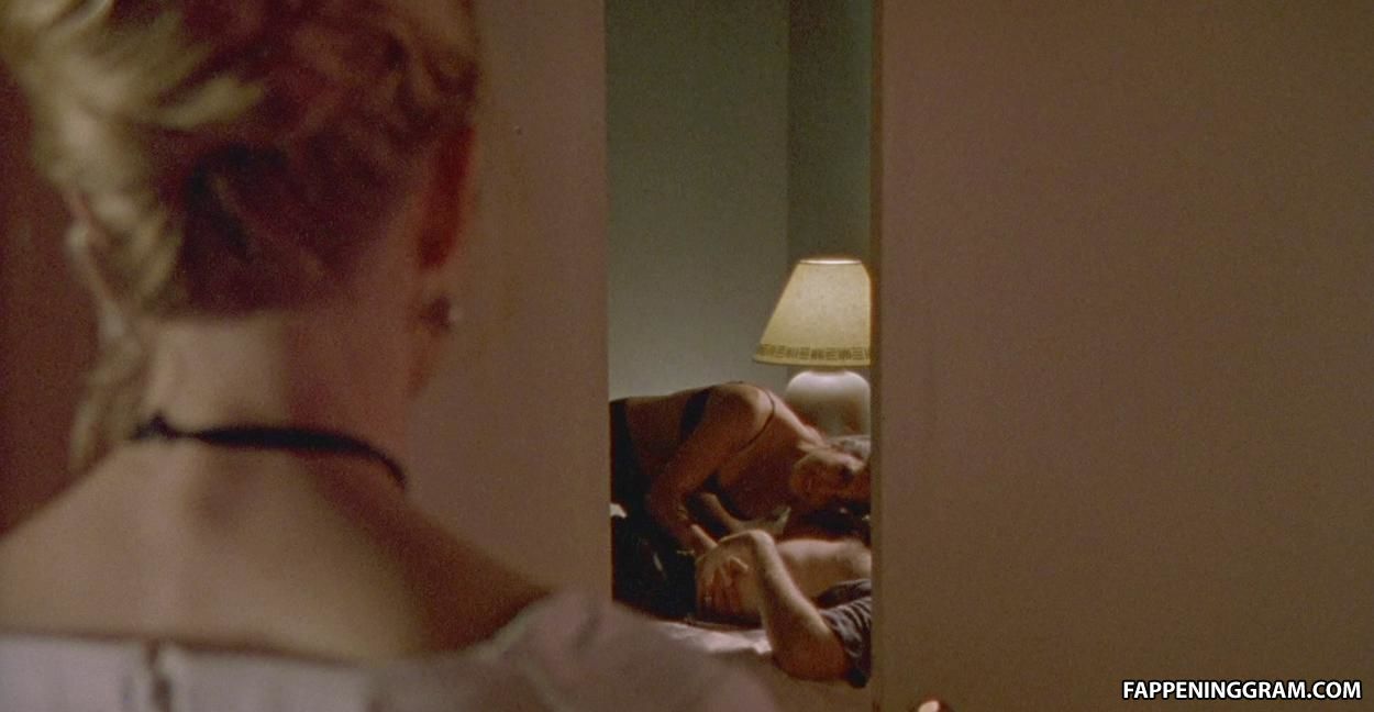 Katey Sagal Topless Scene