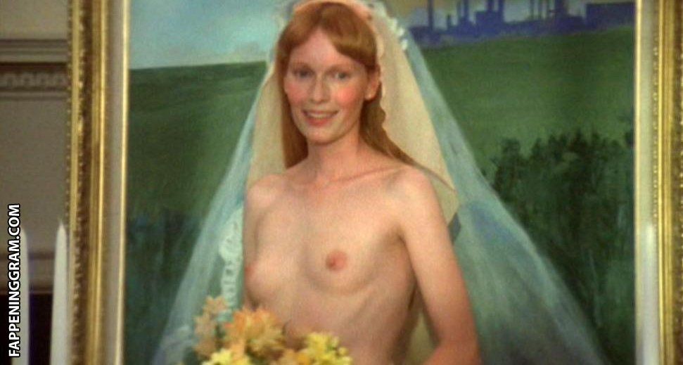 Mia Farrow Nude.
