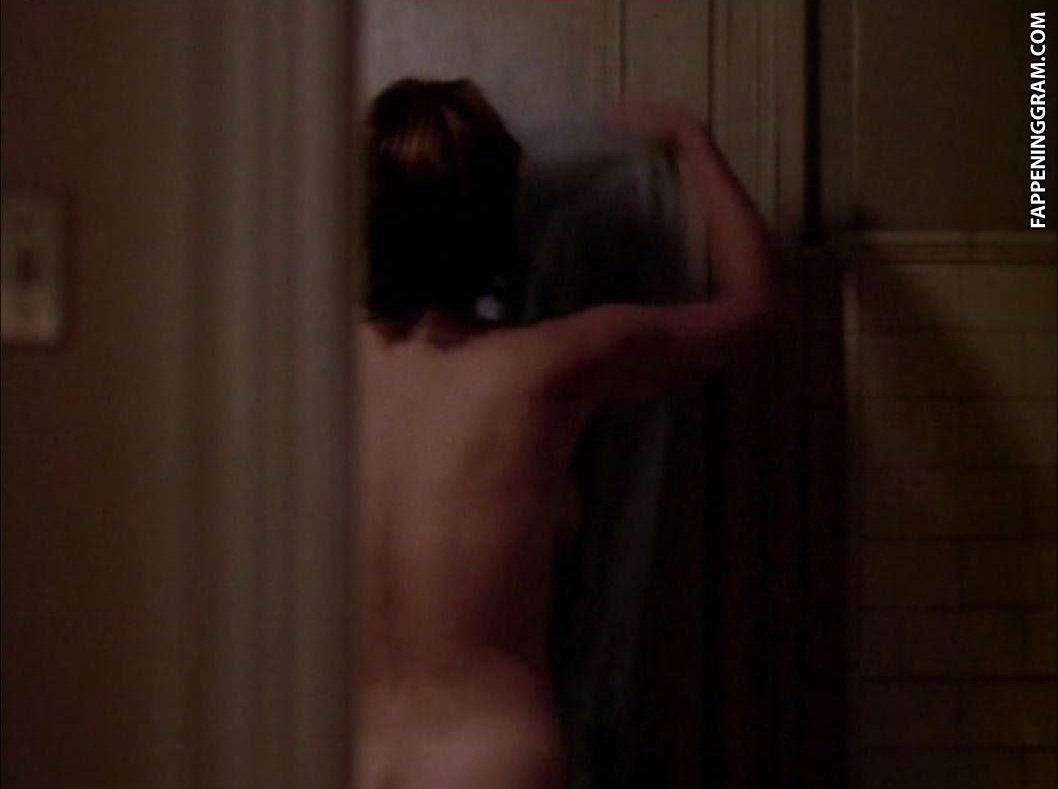 Sherry stringfield topless.