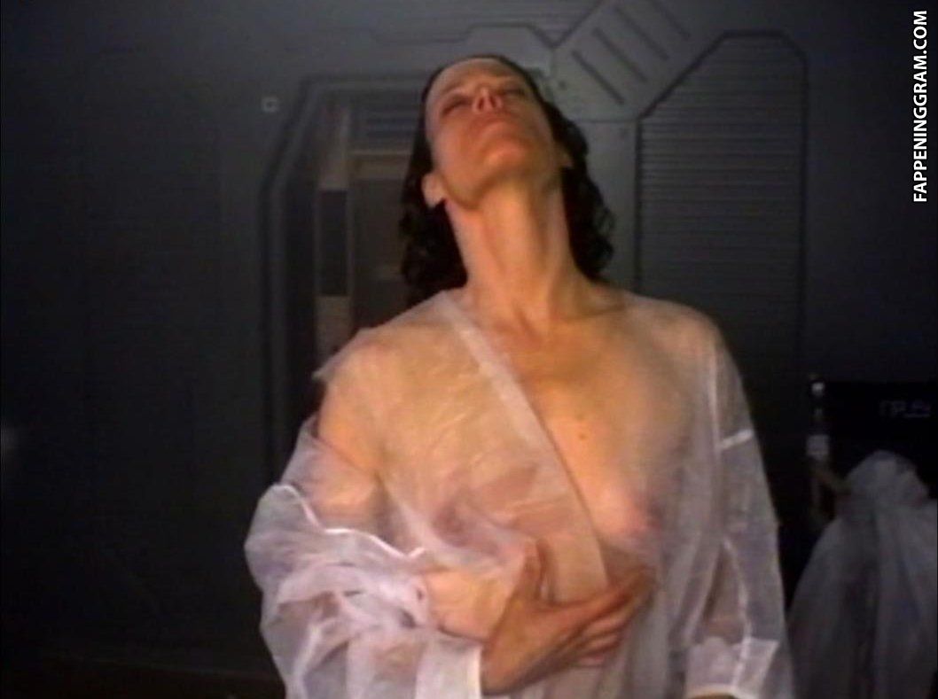 Sigourney Weaver Nude.