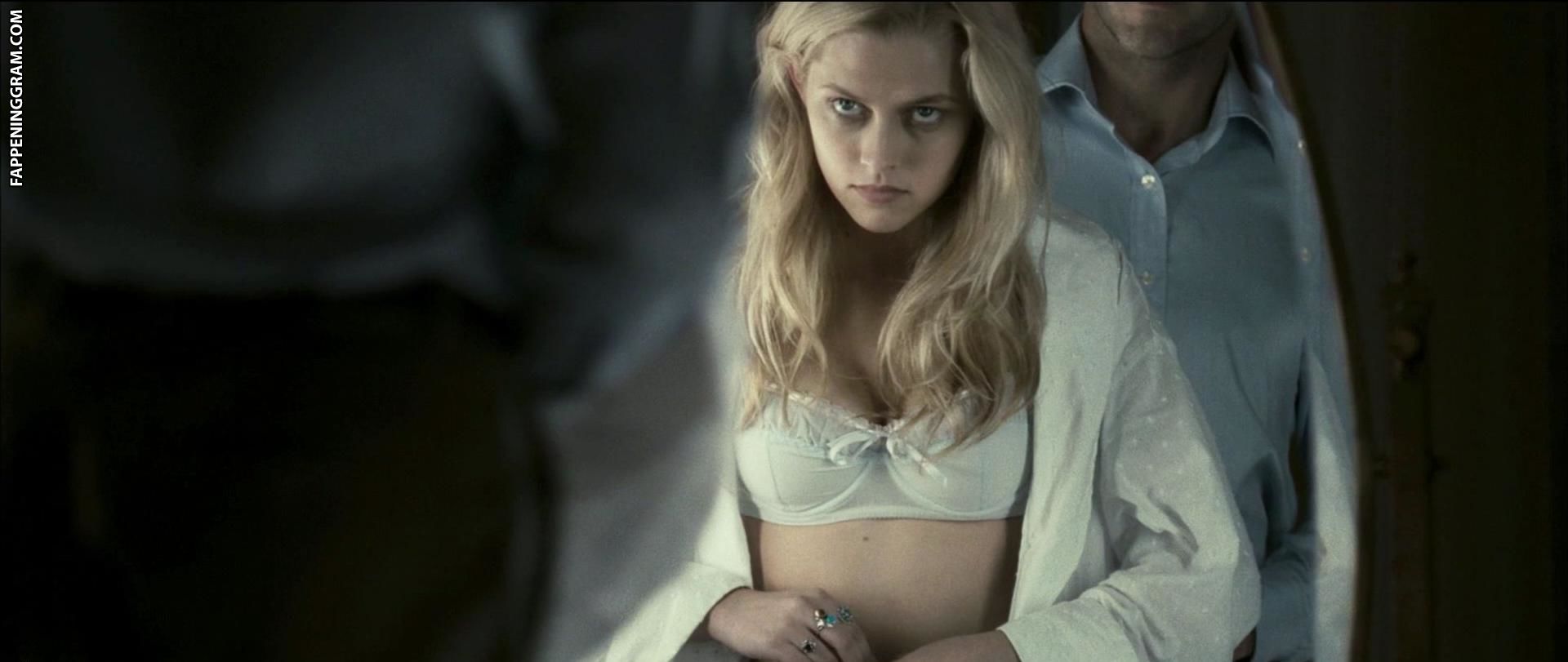 Teresa Palmer Nude.